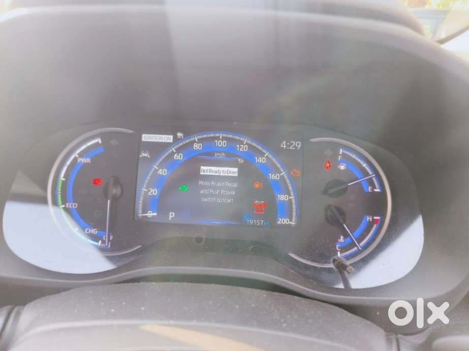 Toyota Innova Hycross 2.0 Zx Hybrid 7 Str, 2024, Cng & Hybrids