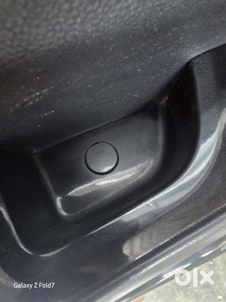 Mahindra Xuv700 2022 Diesel 120000 Km Driven