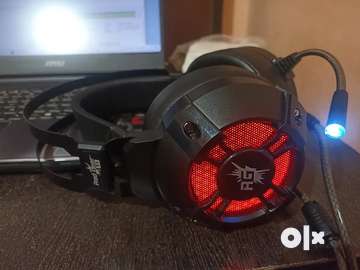 Redgear cosmo 7.1 usb gaming online headphones