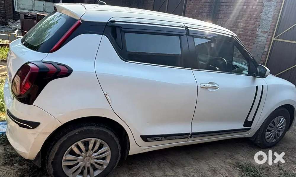 Maruti Suzuki Swift 2018 Petrol
