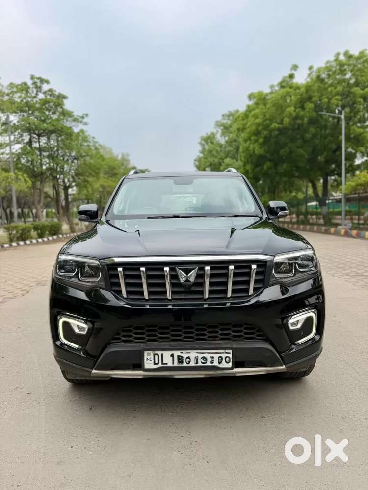 Mahindra Scorpio-n 2.0 Z8 L Petrol At 7 Str, 2022, Petrol