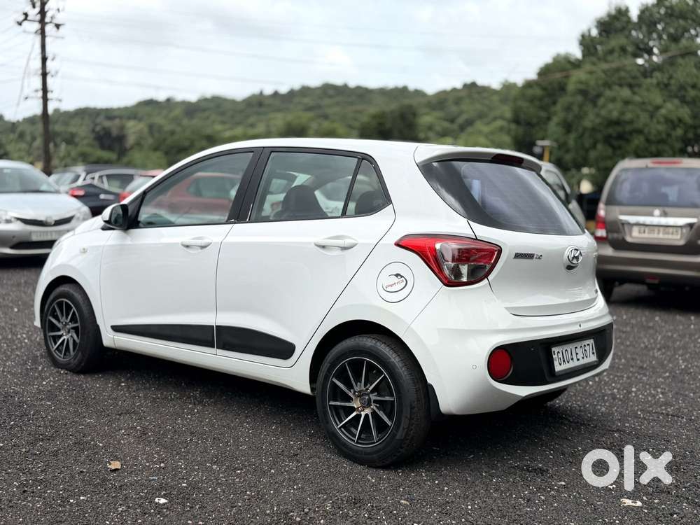 Hyundai I10 Sportz At, 2018, Petrol