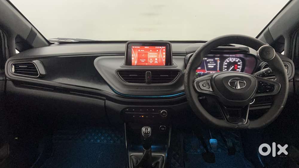 Tata Altroz 1.2 Xz Plus Dark Edition, 2023, Petrol