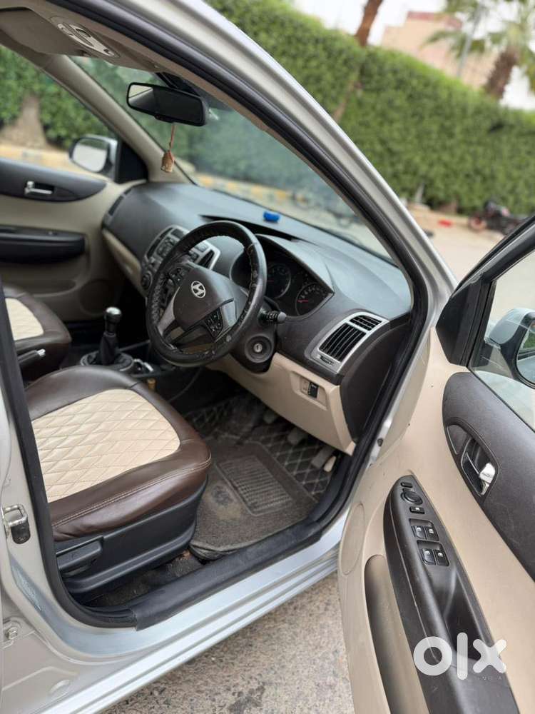 Hyundai I20 1.2 Spotz, 2013, Cng & Hybrids