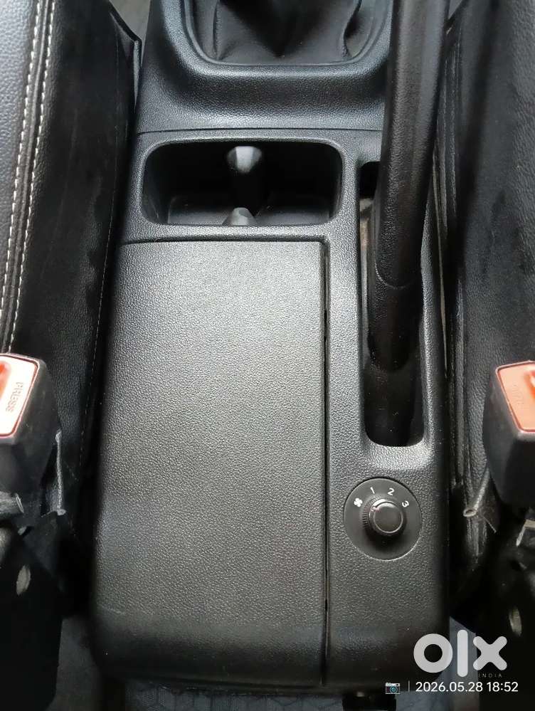 7 Seater Car, Showroom Condition