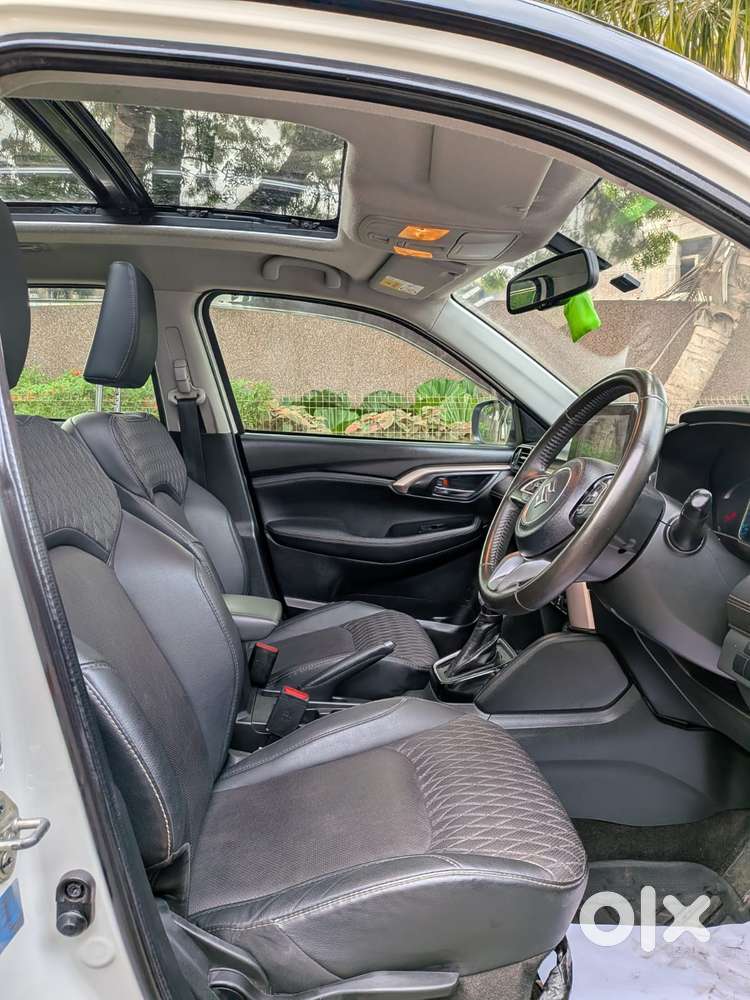 Maruti Suzuki Grand Vitara 1.5 Alpha Smart Hybrid Dual Tone, 2024, P..