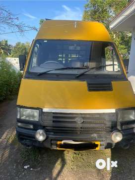 Olx tata best sale winger school van