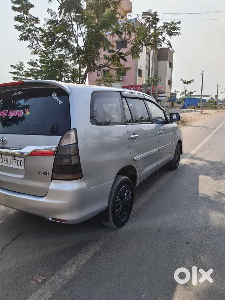Toyota Innova 2015 Diesel 223918 Km Driven