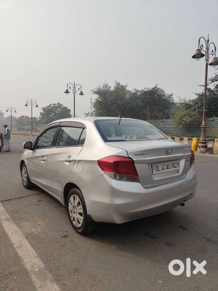 Honda Amaze S Mt I-vtec, 2015, Petrol