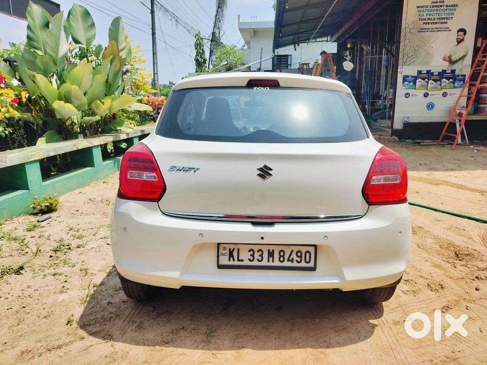 Maruti Suzuki Swift Lxi Optional-o, 2020, Petrol