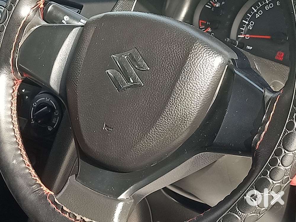 Maruti Suzuki Swift Lxi Optional-o, 2016, Petrol