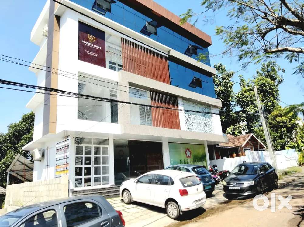 5080 sqft office space for sale in kakkanad junction seaport road For
