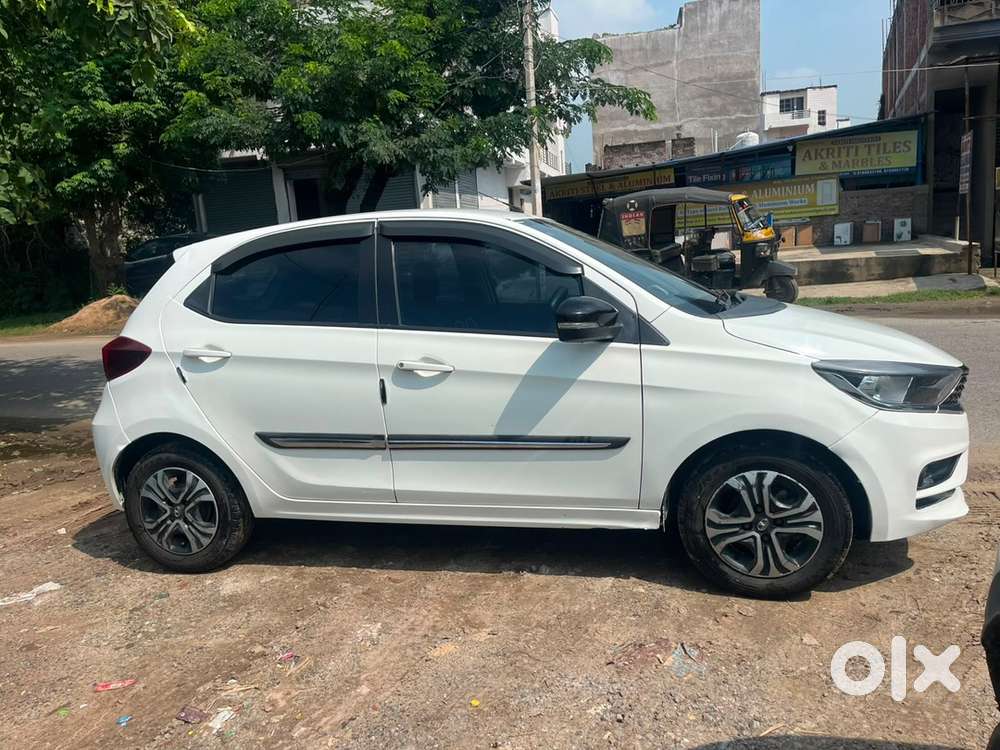 2023 Tata Tiago Manual Petrol