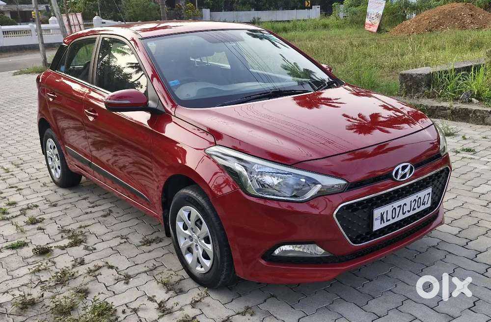 Hyundai I20 2017 Reg.petrol 74000 Km Driven