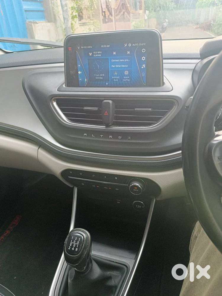Tata Altroz Xz, 2022, Petrol