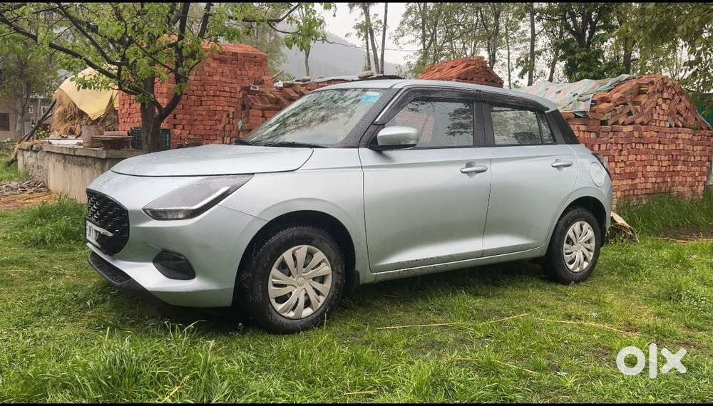 Maruti Suzuki Swift Vxi 2025