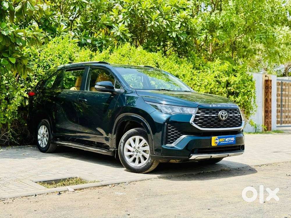 Toyota Innova Hycross Gx (o), 2025, Petrol