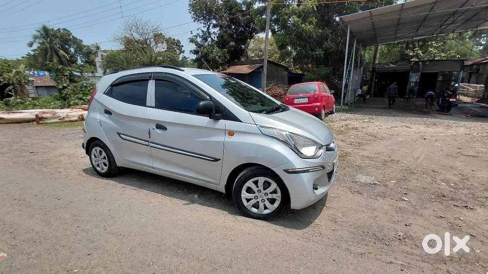 Very Good Condition Eon 2015 , 1st Owner. Loan Facility Available.