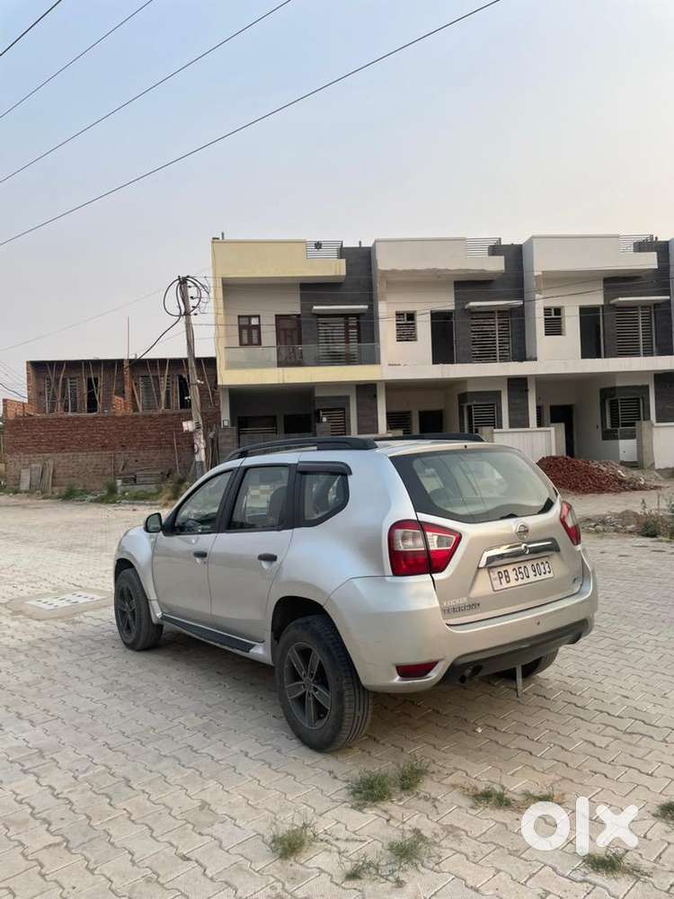 Nissan Terrano 2015