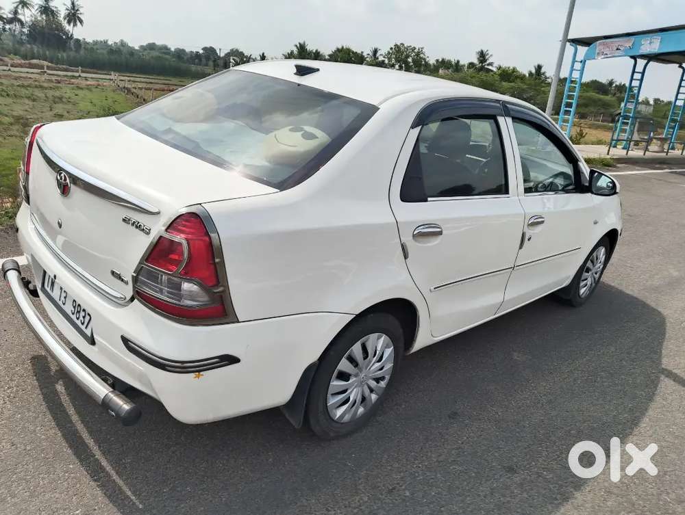 Toyota Etios 2014 Diesel 180000 Km Driven