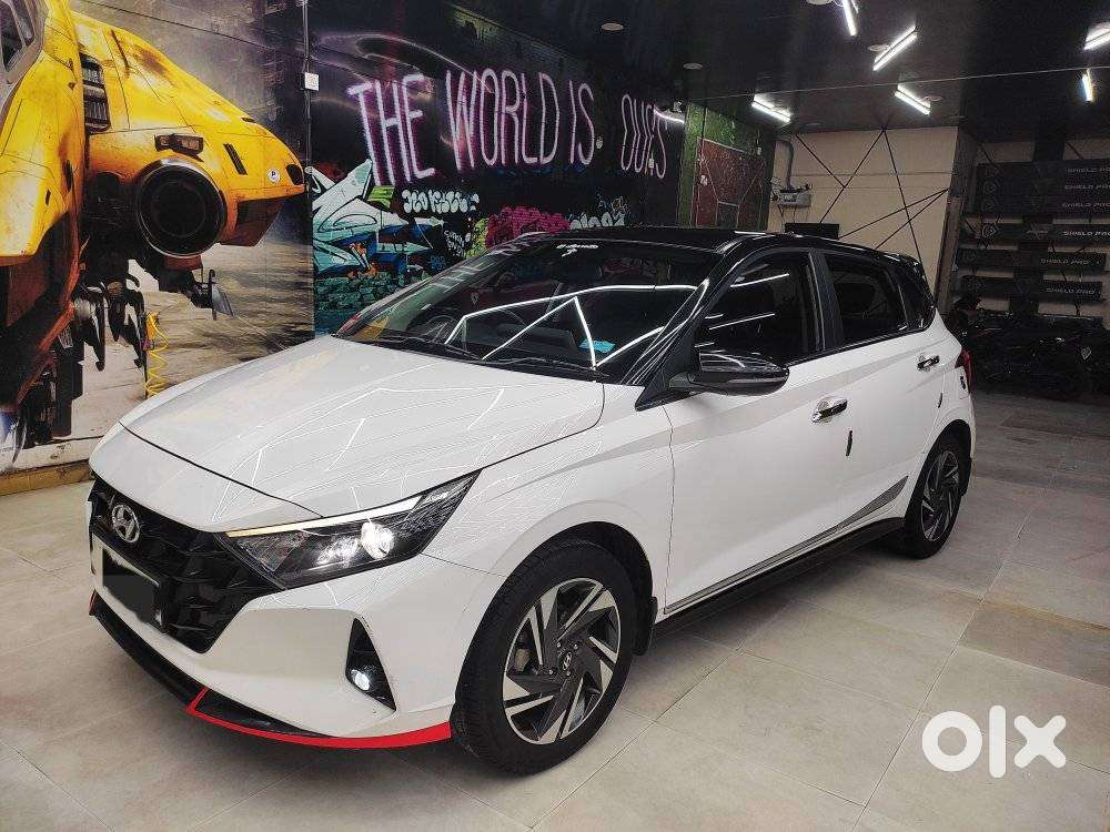 Hyundai I20 Asta (o) 1.2 Mt, 2023, Petrol