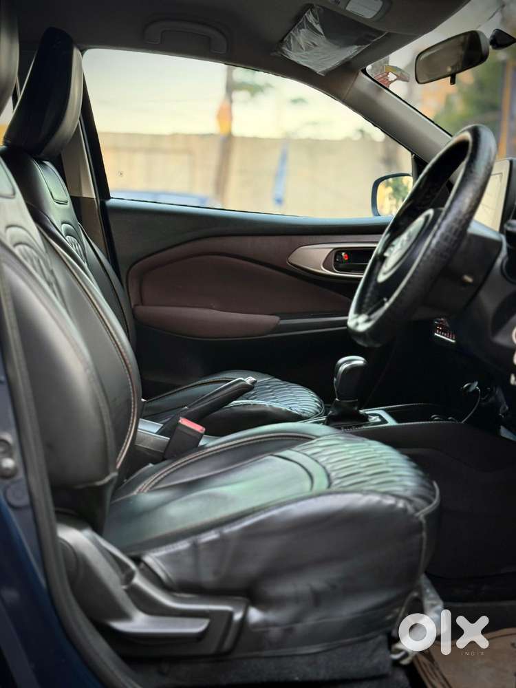 Maruti Suzuki Fronx Delta Plus 1.2 Ags, 2024, Petrol