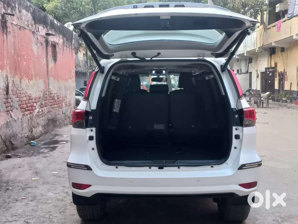 Toyota Fortuner 4x2 At 2.8 Diesel, 2019, Diesel