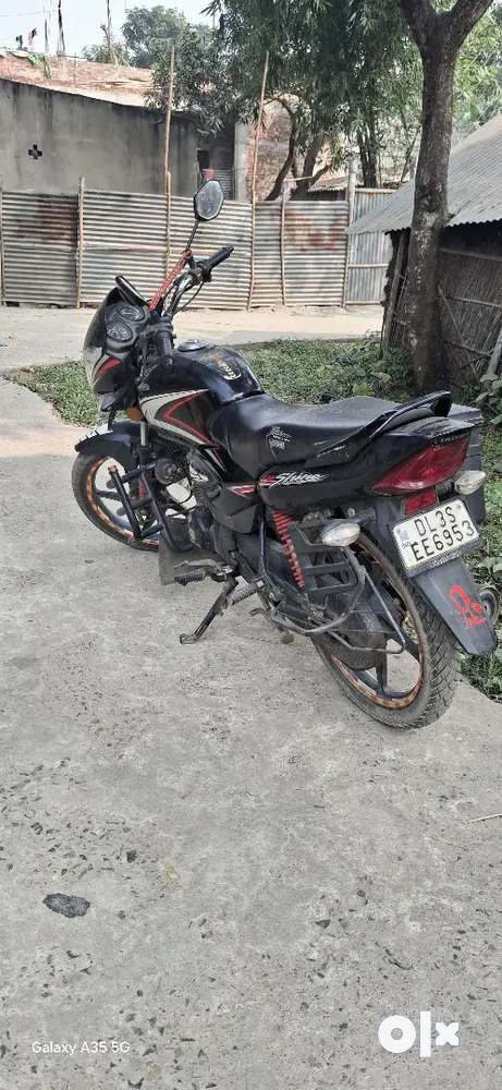 Honda Shine For Sell Bike is good in condition. Motorcycles 1793639475