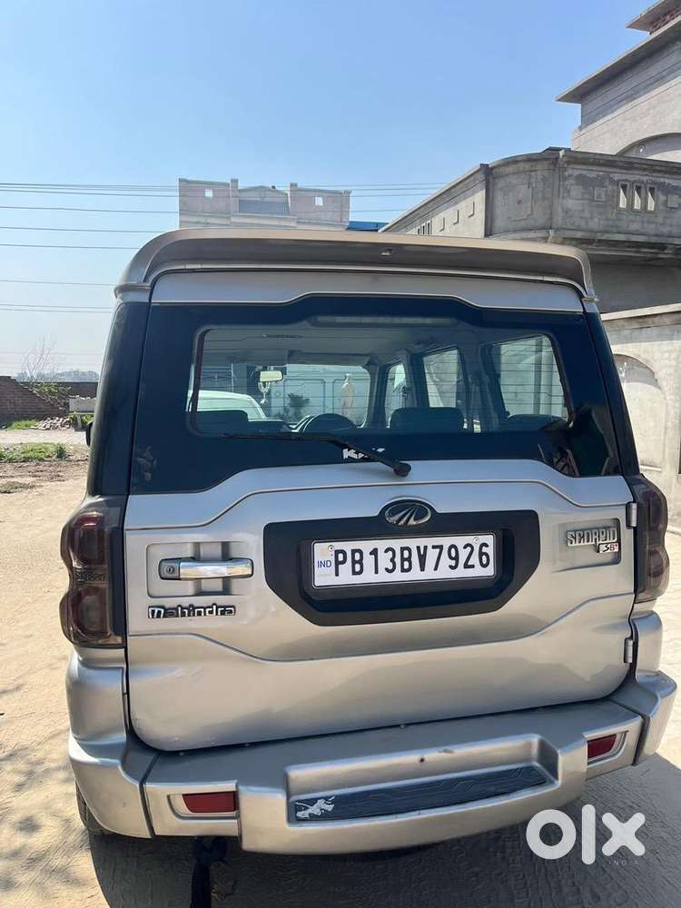 Mahindra Scorpio 2015 Diesel Well Maintained