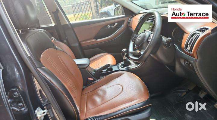Hyundai Alcazar Platinum (o) 6 Str 1.5 Petrol Dct, 2022, Petrol