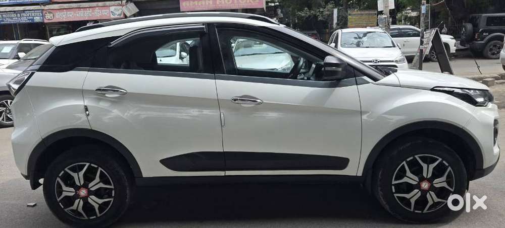 Tata Nexon 1.2 Revotron Xm (s), 2020, Petrol