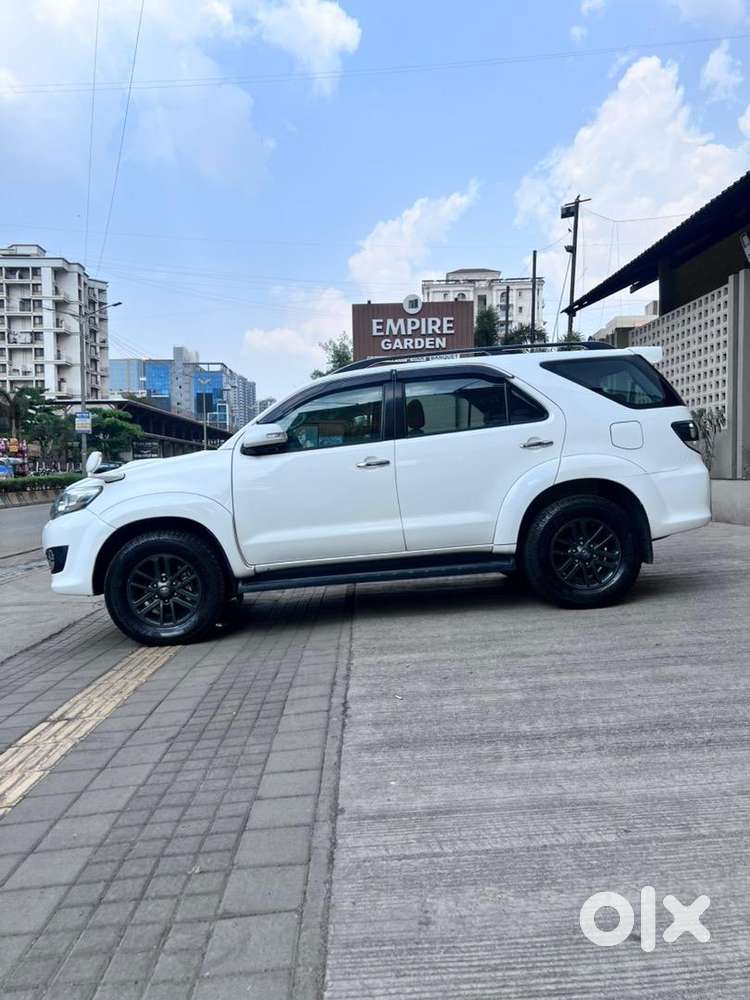 Toyota Fortuner 3.0 4x4 At