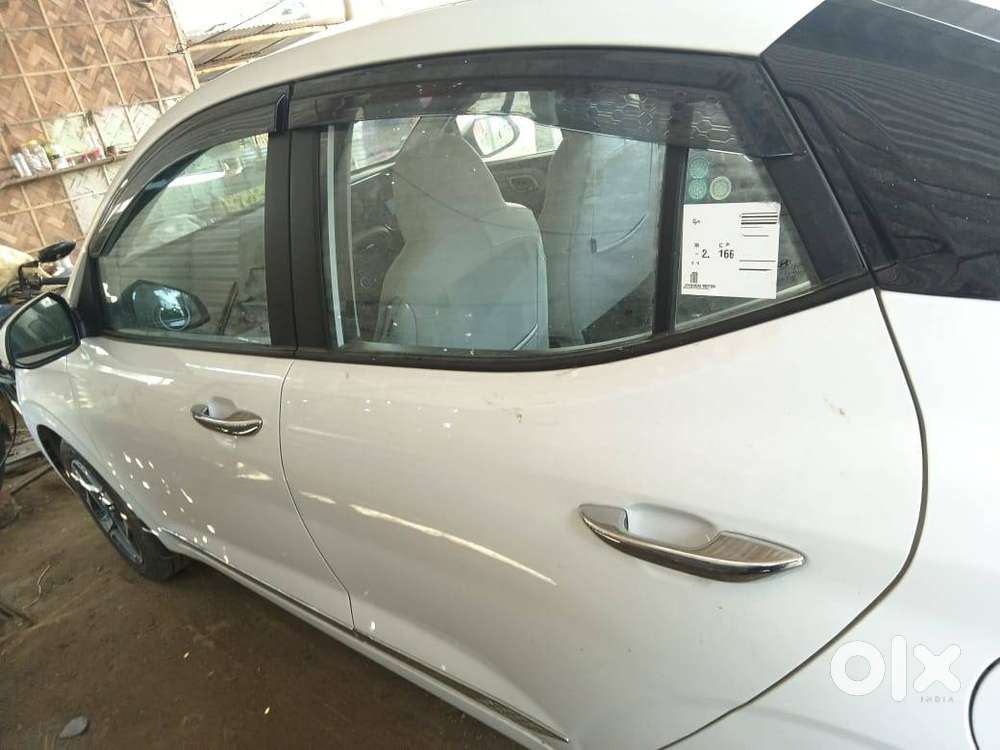 Hyundai Aura