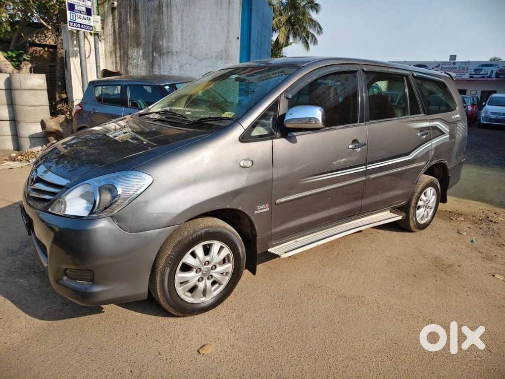 Toyota Innova 2.5 V 7 Str, 2011, Diesel