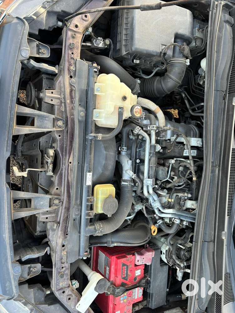 Toyota Innova Crysta 2017 Diesel Well Maintained