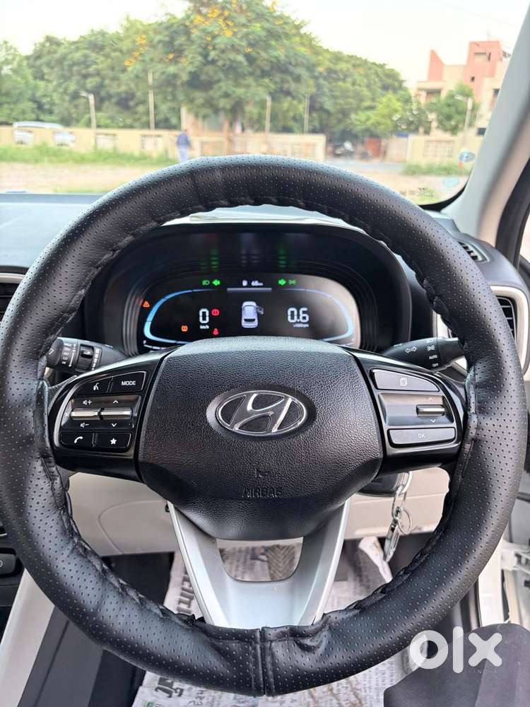 Hyundai Venue 1.2 S (o), 2023, Petrol