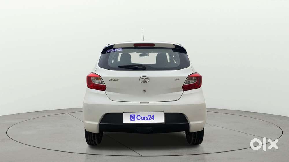 Tata Tiago 1.2 Revotron Xz, 2017, Petrol