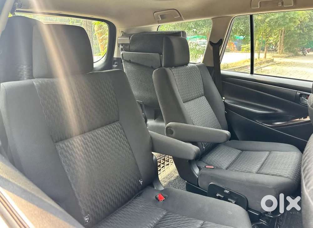 Toyota Innova Crysta 2.4 Gx Limited Edition At 7 Str, 2021, Diesel