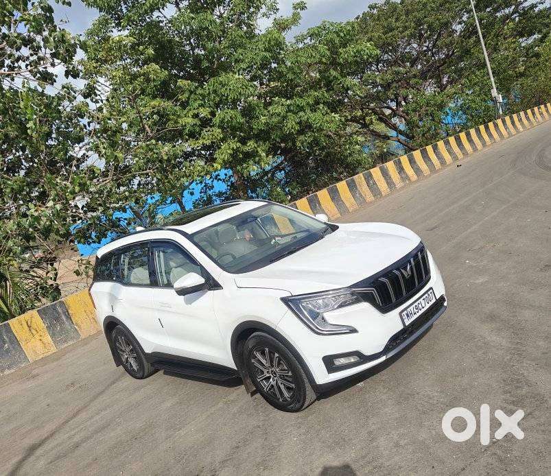Mahindra Xuv700 2.0 Ax 7 Petrol At Str, 2025, Petrol