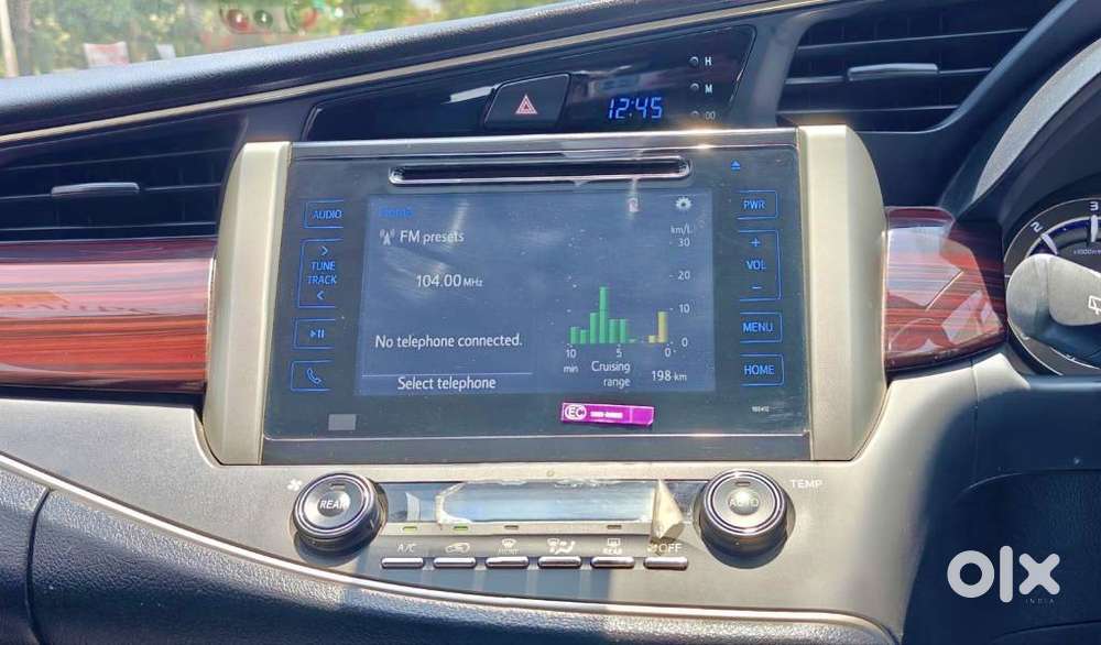 Toyota Innova Crysta 2.4 V, 2017, Diesel