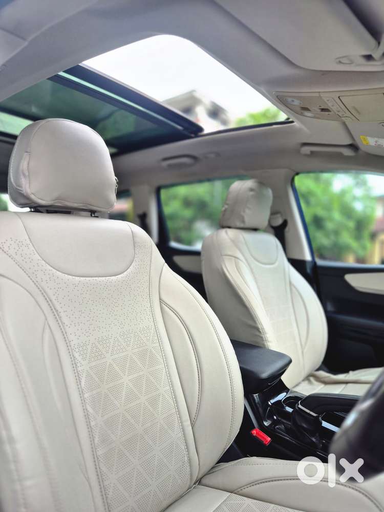 Mahindra Xuv700 2.2 Ax 5 Diesel Mt Str, 2022, Diesel