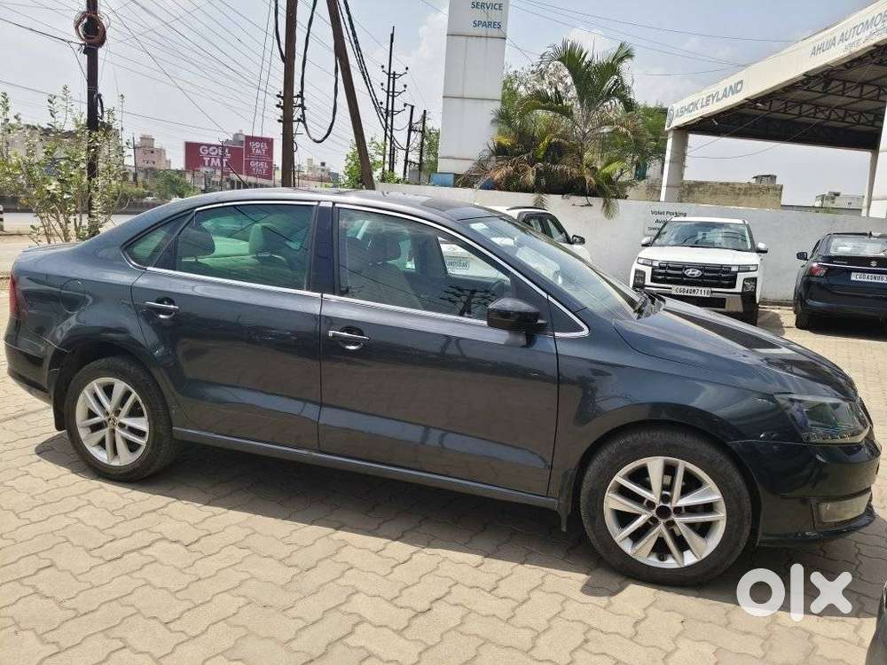 Skoda Rapid [2016-2020] 1.5 Style Plus Tdi At, 2017, Diesel
