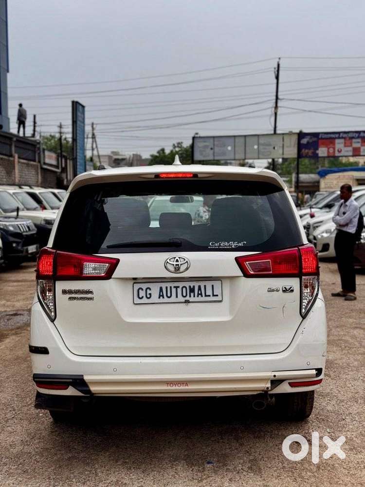 Toyota Innova Crysta 2.4 V, 2022, Diesel