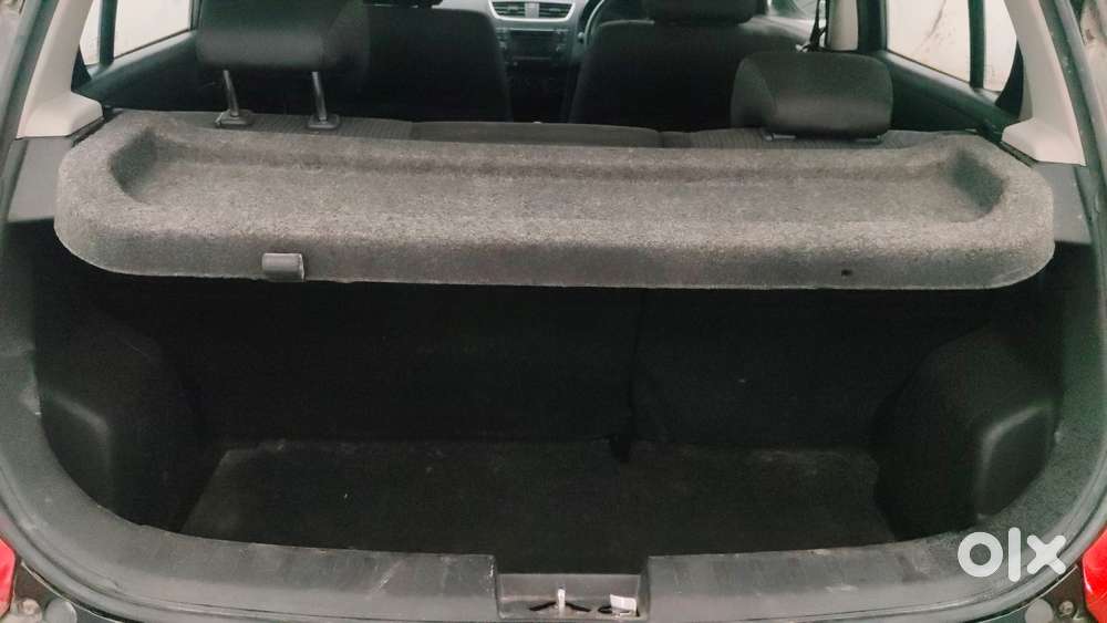 Maruti Suzuki Swift Vxi, 2016, Petrol