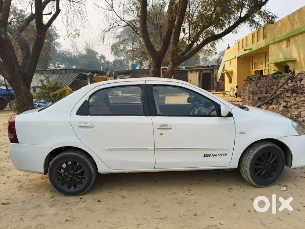 Toyota Etios 2012 Diesel 200000 Km Driven