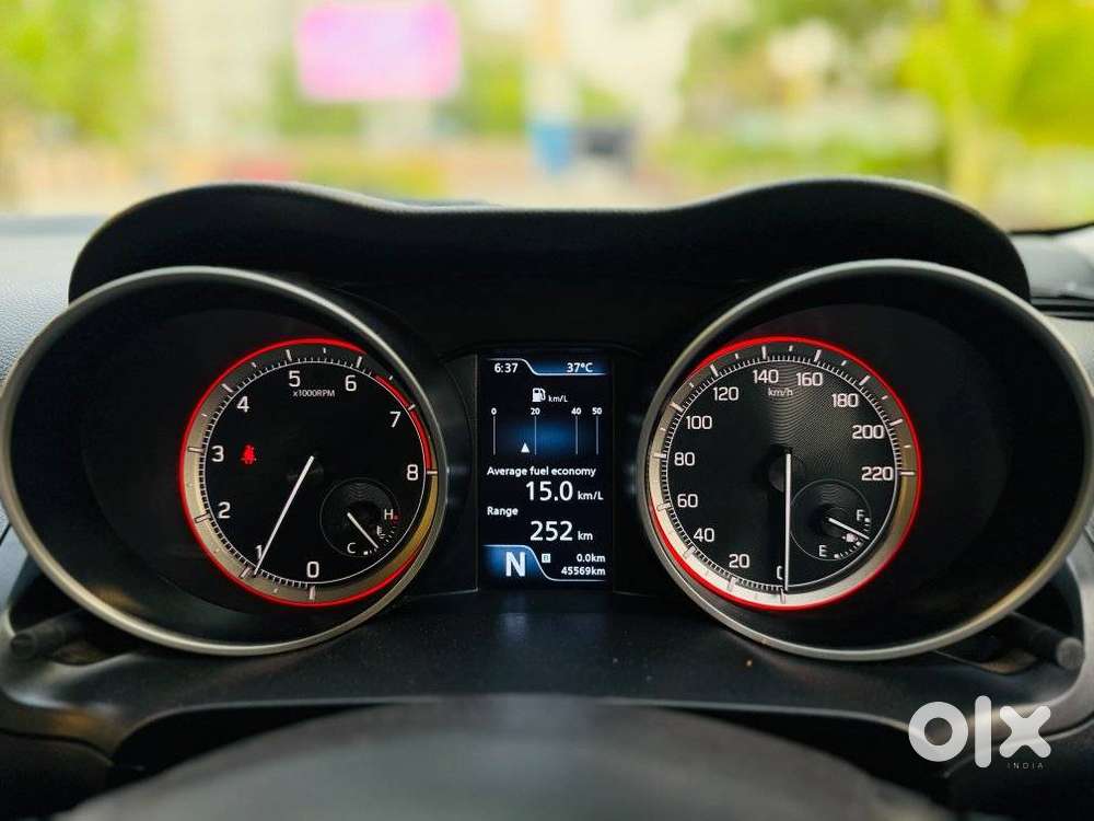 Maruti Suzuki Swift Zxi Plus Dual Tone, 2022, Petrol