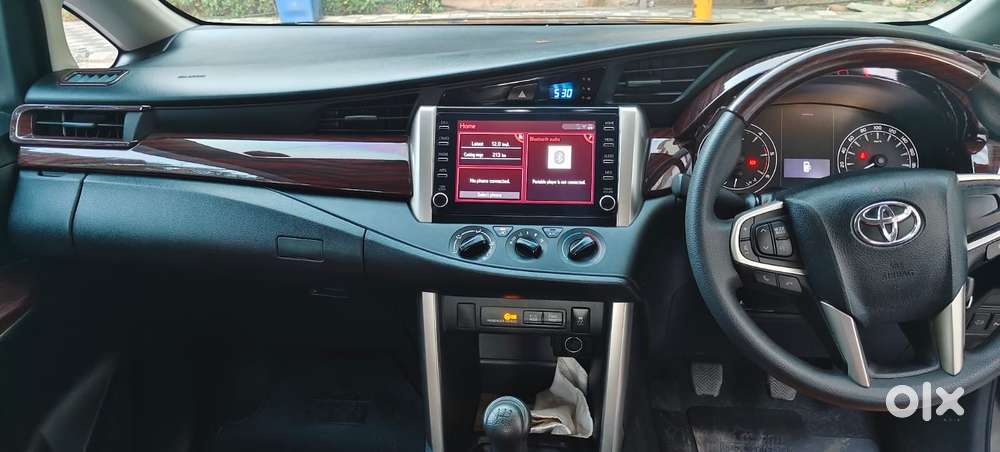 Toyota Innova Crysta 2.4 G Mt 7 Str, 2023, Diesel