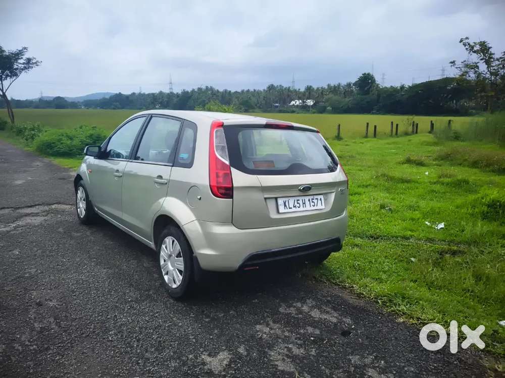 Ford Figo 2012 Diesel 128000 Km Driven