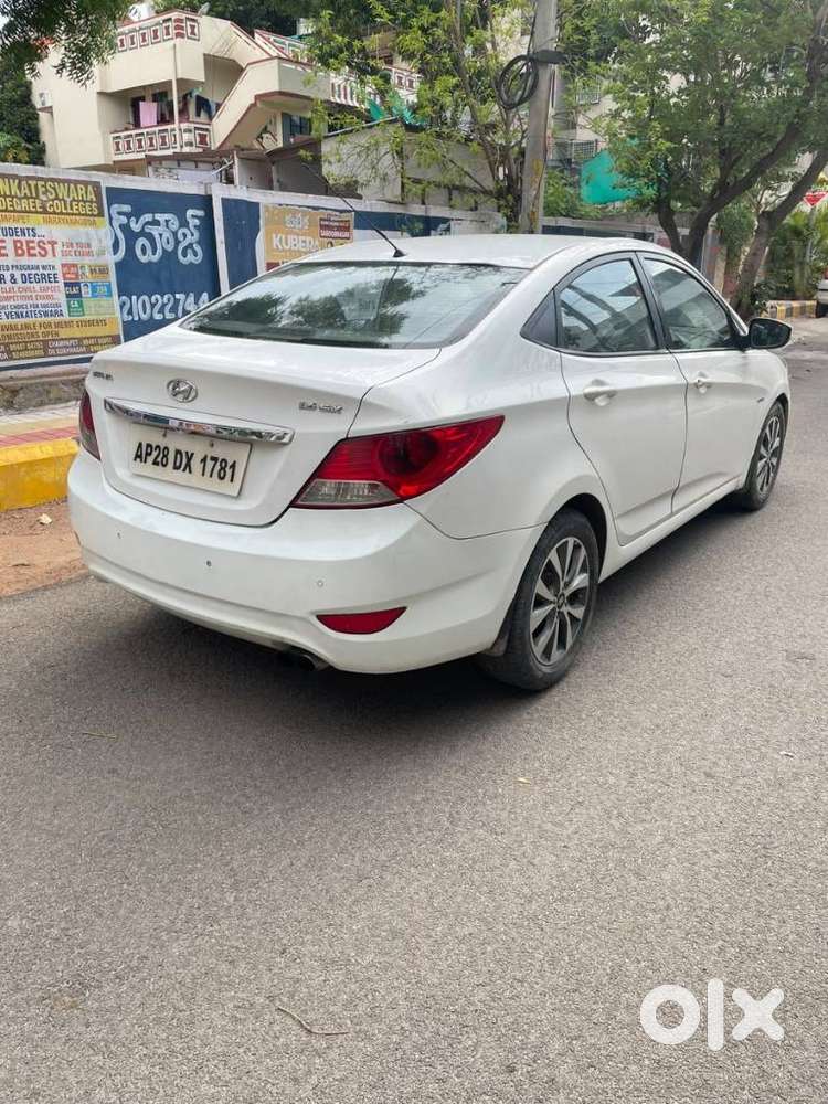 Hyundai Verna Fluidic 1.6 Crdi Sx Opt, 2013, Diesel