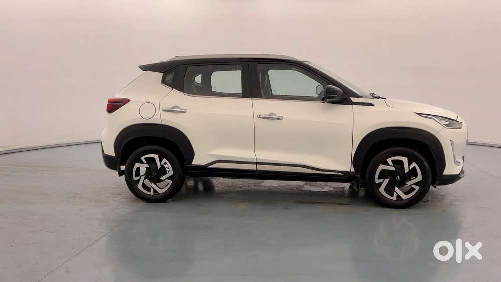 Nissan Magnite 1.0 Xv Dual Tone, 2022, Petrol